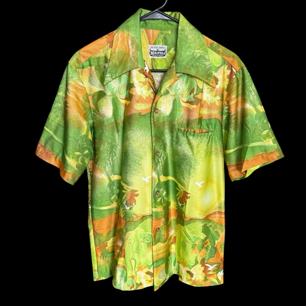 Vintage Napili Hawaiian shirt Polyester Man And Woman Embracing Fits Medium